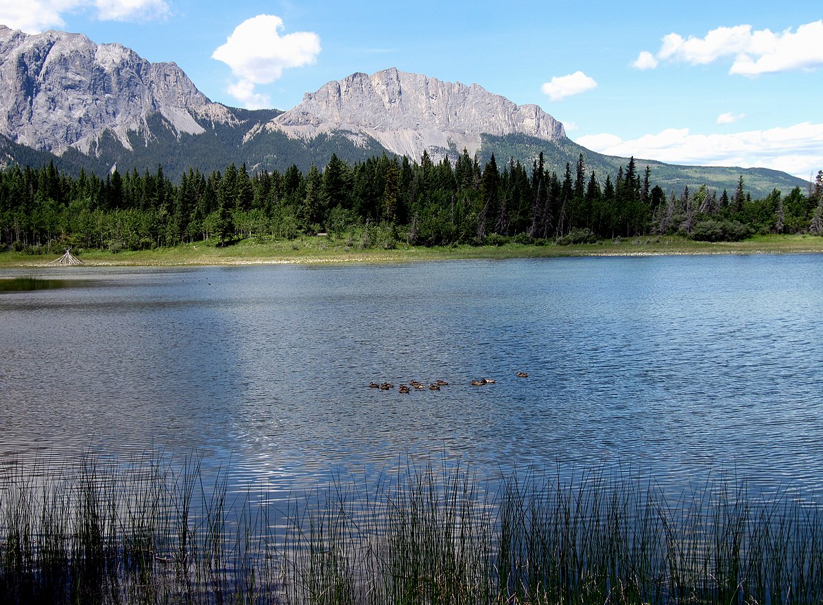 Bow Valley Provincial Park